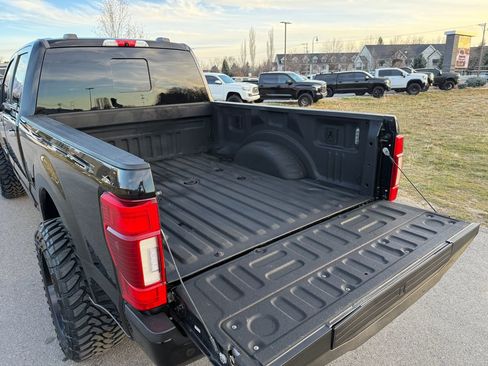 Used 2021 Ford F350 Platinum AWD/4WD image 14