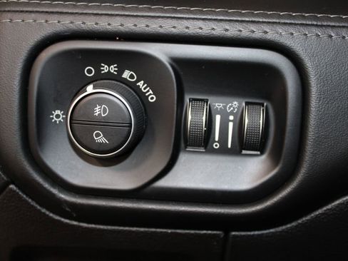 Used 2021 RAM 1500 Limited w/ Night Edition image 42