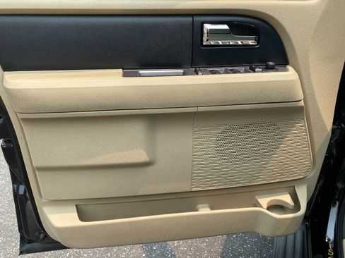 Used 2016 Ford Expedition EL XL AWD/4WD image 11