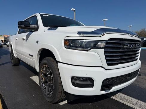 New 2026 RAM 1500 Laramie AWD/4WD image 3