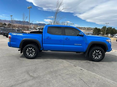 Used 2021 Toyota Tacoma TRD Off-Road w/ Technology Package image 9