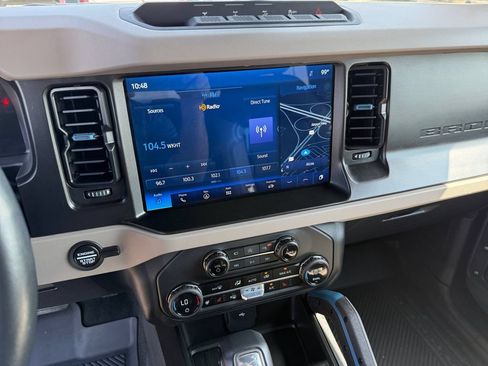 Used 2023 Ford Bronco Wildtrak AWD/4WD image 17