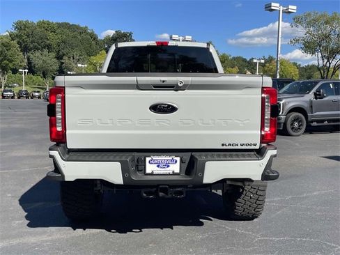 New 2025 Ford F250 Lariat w/ Lariat Ultimate Package image 5