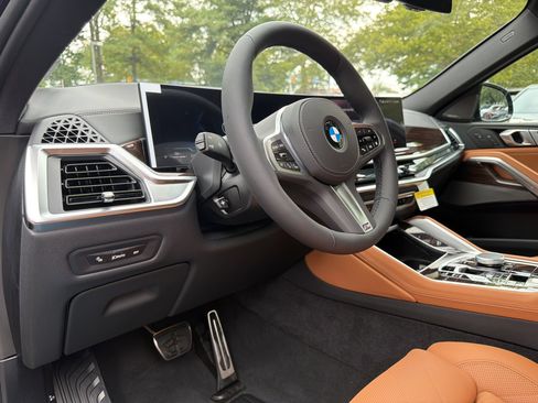 New 2027 BMW X6 xDrive40i w/ Climate Comfort Package AWD/4WD image 4