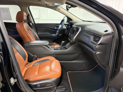 Used 2019 GMC Acadia SLT image 14