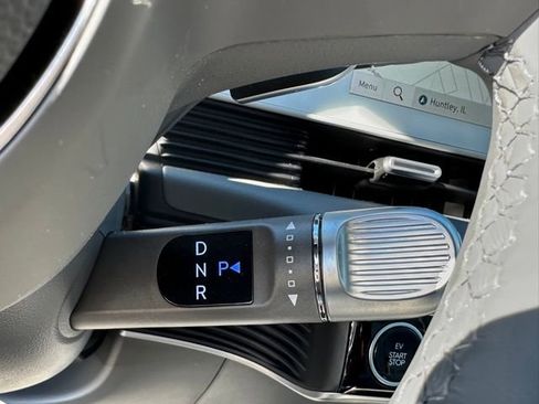 Used 2024 Hyundai Ioniq 5 Limited image 37