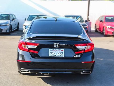 Used 2021 Honda Accord Sport image 6