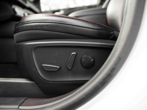 Used 2023 Ford Escape ST-Line image 14