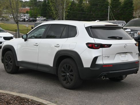 Used 2024 MAZDA CX-50 AWD 2.5 S w/ Premium Package image 11