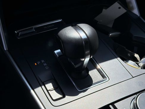 Used 2024 MAZDA CX-90 3.3 Turbo w/ Select Package AWD/4WD image 11