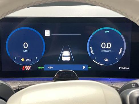 Used 2024 Hyundai Santa Fe Limited image 17