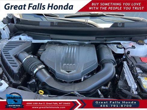 Used 2026 GMC Acadia AT4 AWD/4WD image 36