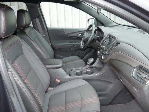 Used 2023 Chevrolet Equinox RS image 25