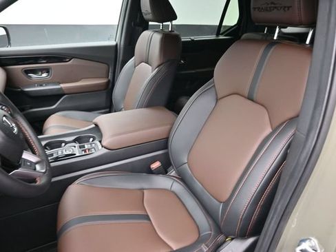 New 2026 Honda Pilot TrailSport image 33