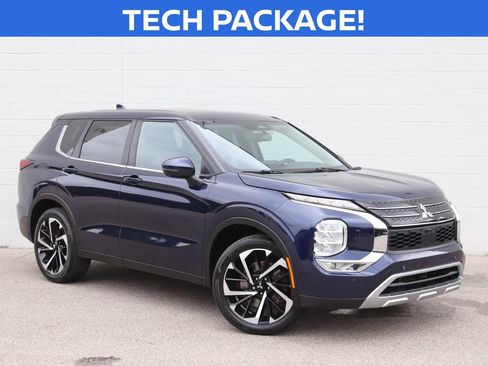 Used 2022 Mitsubishi Outlander SE AWD/4WD image 1
