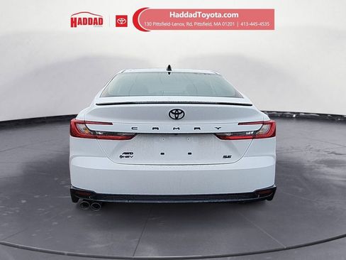 New 2026 Toyota Camry Hybrid image 4