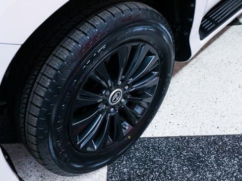 Used 2023 Lexus GX 460 Luxury w/ Sport Design Package image 41