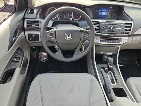 Used 2015 Honda Accord LX image 14