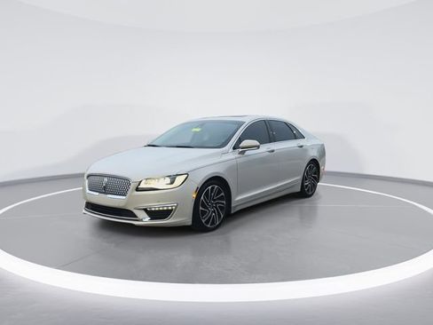 Used 2020 Lincoln MKZ Reserve w/ Elements Package image 4