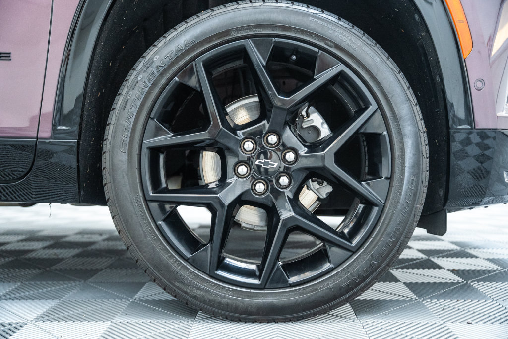 Used 2024 Chevrolet Traverse RS FWD image 21