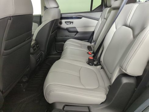 Certified 2025 Honda Pilot EX-L image 21