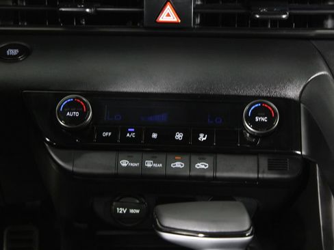 Used 2026 Hyundai Elantra Sport image 22