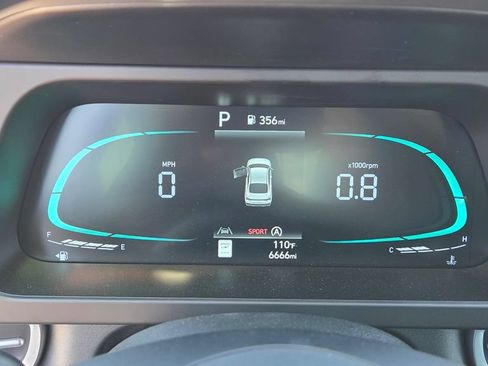 Used 2026 Hyundai Elantra SE FWD image 25