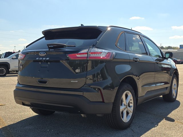 Used 2023 Ford Edge SE AWD/4WD image 5