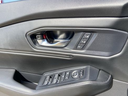 Used 2023 Honda Accord Sport image 44