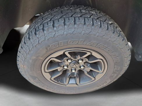 Used 2024 RAM 1500 Warlock w/ Electronics Group AWD/4WD image 8