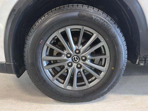 Used 2021 MAZDA CX-5 Touring image 29