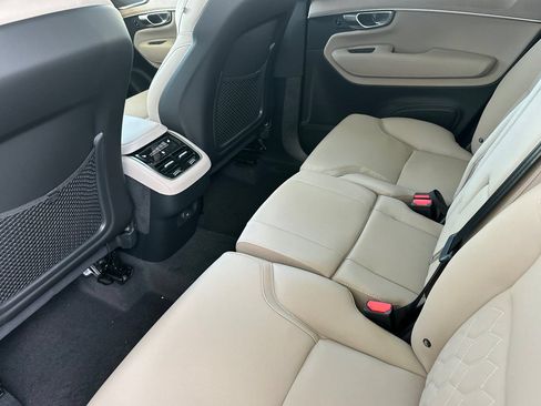New 2026 Volvo XC90 B5 Plus w/ Protection Package AWD/4WD image 12