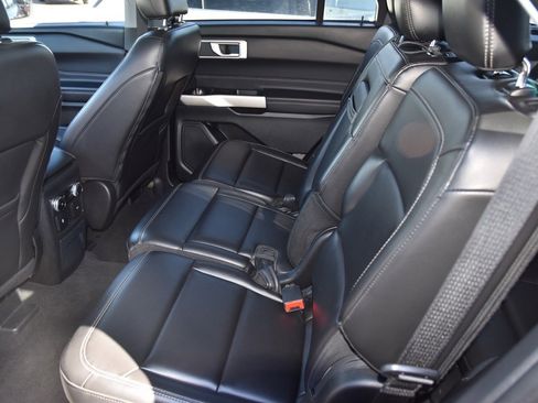 Certified 2023 Ford Explorer XLT w/ Equipment Group 202A image 10