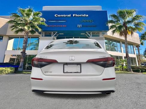 Used 2025 Honda Civic Sport image 6