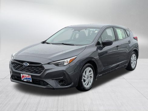 Used 2025 Subaru Impreza 2.0i image 3