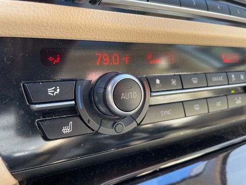 Used 2015 BMW 528i Sedan image 38