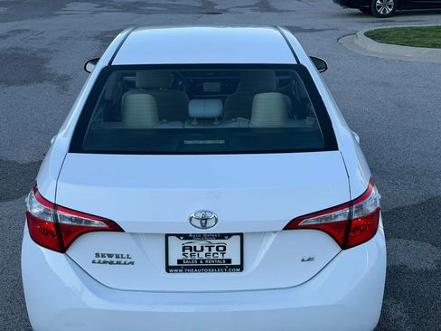 Used 2016 Toyota Corolla LE FWD image 5