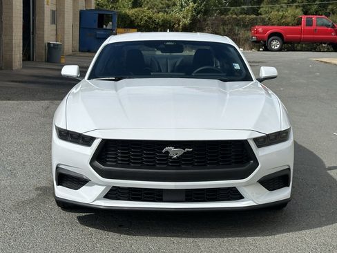 New 2025 Ford Mustang Coupe image 10