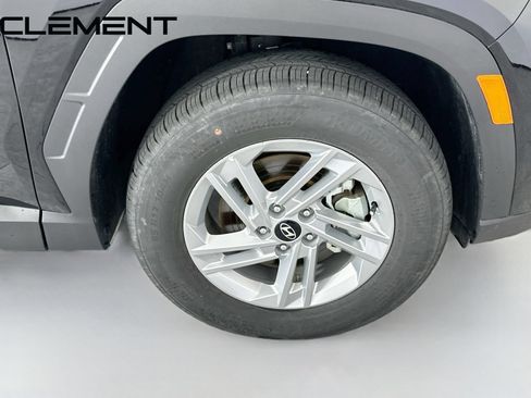 Certified 2025 Hyundai Tucson SE AWD/4WD image 35