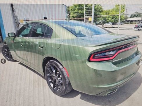 Used 2020 Dodge Charger SXT w/ Plus Group image 3