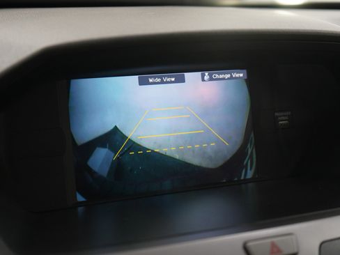 Used 2013 Honda Odyssey Touring image 26