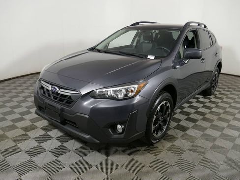 Used 2021 Subaru Crosstrek 2.0i Premium AWD/4WD image 3