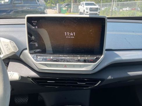 Used 2023 Volkswagen ID.4 Pro S Plus RWD image 19