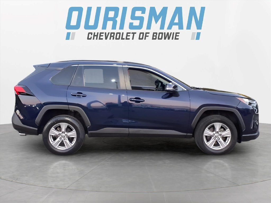 Used 2023 Toyota RAV4 XLE AWD/4WD image 2