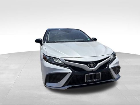 Used 2023 Toyota Camry XSE w/ Navigation Package FWD image 5