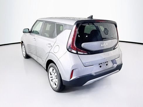 Certified 2023 Kia Soul LX FWD image 7