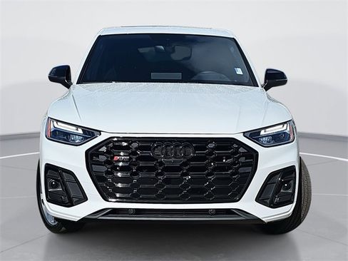 Used 2023 Audi SQ5 Premium Plus w/ Premium Plus Package image 8