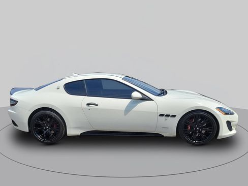 Used 2013 Maserati GranTurismo Sport RWD image 2