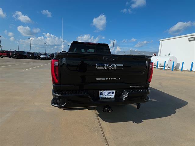 Used 2025 GMC Sierra 2500 Denali Ultimate AWD/4WD image 8