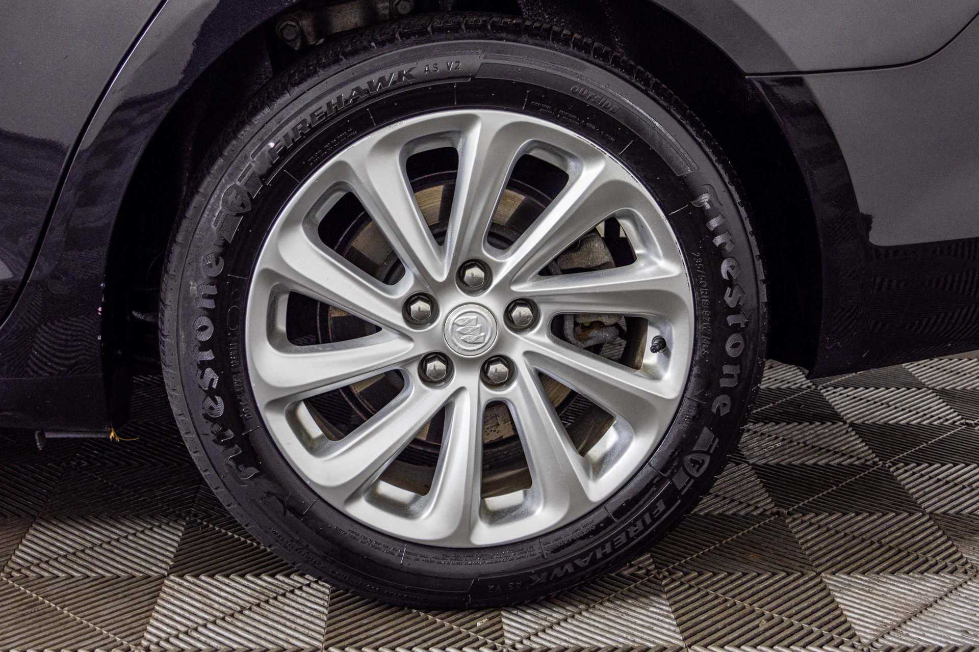 Used 2015 Buick LaCrosse Leather FWD image 51